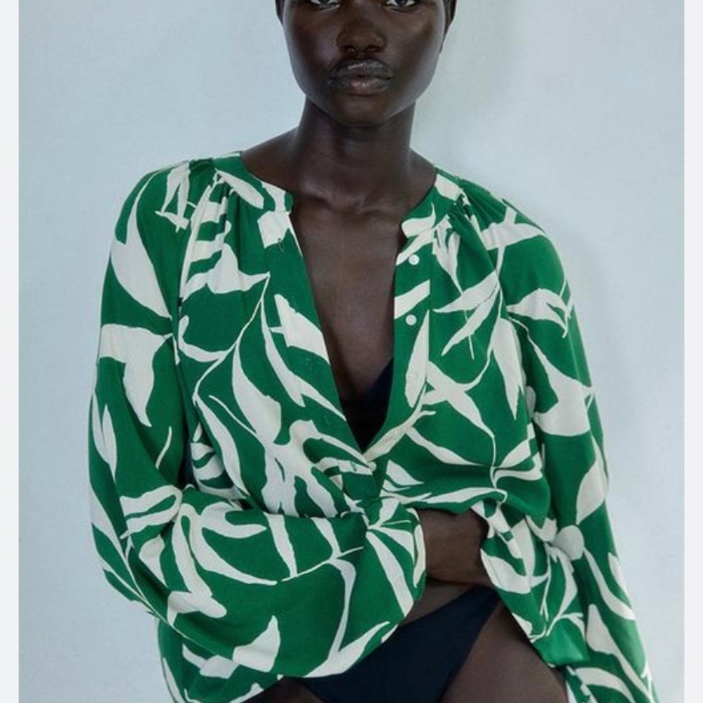 H&M Balloon-sleeved blouse - green small
